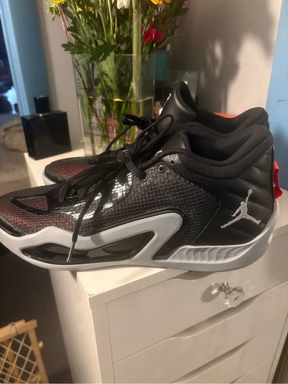 Nike Jordan Black, Red and Silver Men's Basketball Shoe Tatum 1s